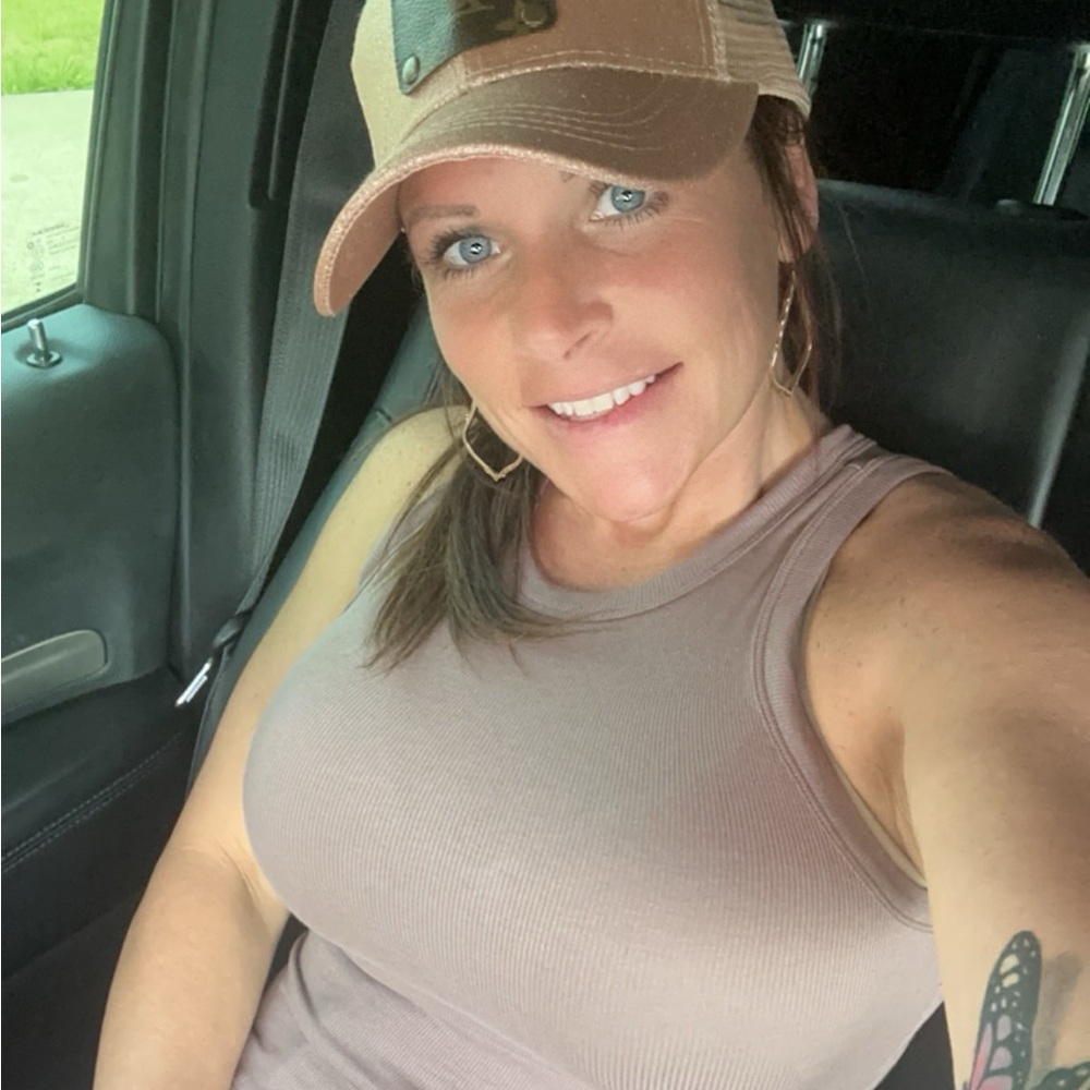 Meet your Posher, Dawn